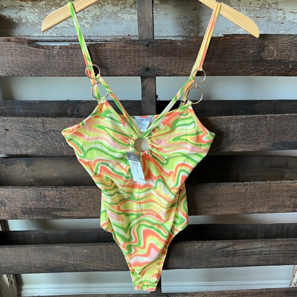 🟠NWT RUE 21 One Piece Thong Swimsuit in Orange/Green Print SMALL